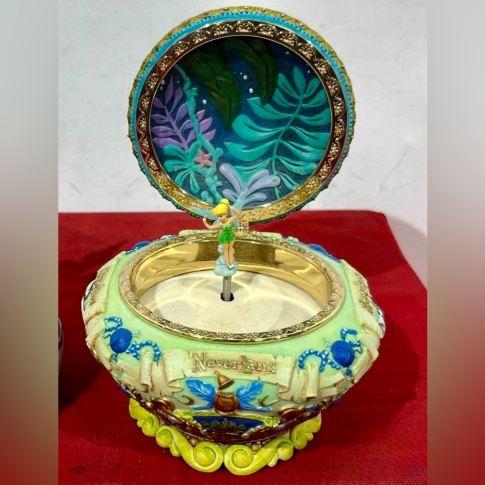 RARE Disney Tinker Bell
Peter Pan 
Neverland Music Box 
You Can Fly